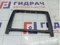 Рамка магнитолы Volkswagen Polo Sedan (Mk5) 6RU858069