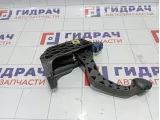 Педаль сцепления Volkswagen Polo Sedan (Mk5) 06RU721059