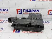 Корпус воздушного фильтра Volkswagen Polo Sedan (Mk5) 036129611