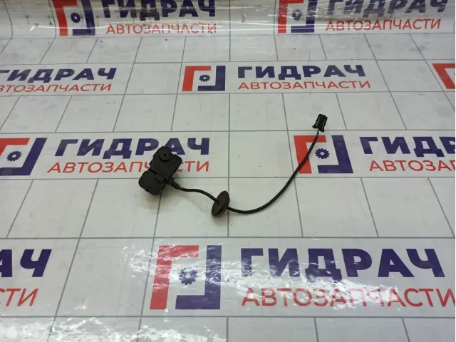 Активатор замка крышки бензобака Volkswagen Polo 5C6810773H