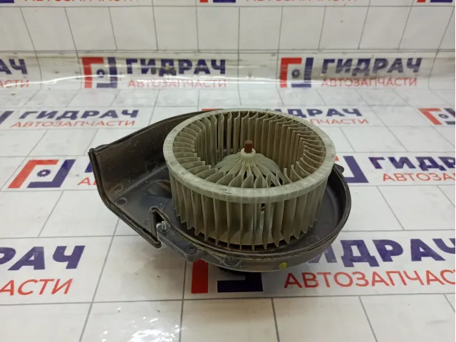 Моторчик отопителя (печки) Volkswagen Polo 6R1819015