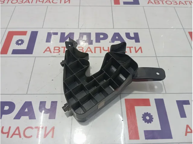 Кронштейн торпедо Volkswagen Tiguan 5N0857890