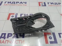 Решетка в бампер правая Volkswagen Tiguan 5N0853666A