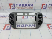 Рамка магнитолы Volkswagen Tiguan (NF) 5N0858069AXVZ