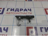 Крючок капота Volkswagen Tiguan (NF) 1K0823480