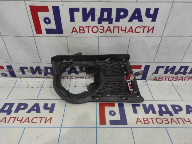 Рамка противотуманной фары Volkswagen Tiguan (NF) 5N0853666