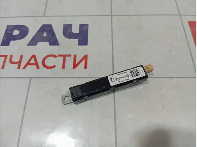 Антенна левая Volkswagen Tiguan 5N0035552L