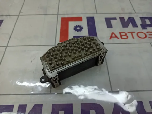 Резистор отопителя Volkswagen Tiguan 3C0907521F