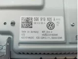 Дисплей информационный Volkswagen Tiguan (Mk2) 5G6919605A. Мелкие царапины.