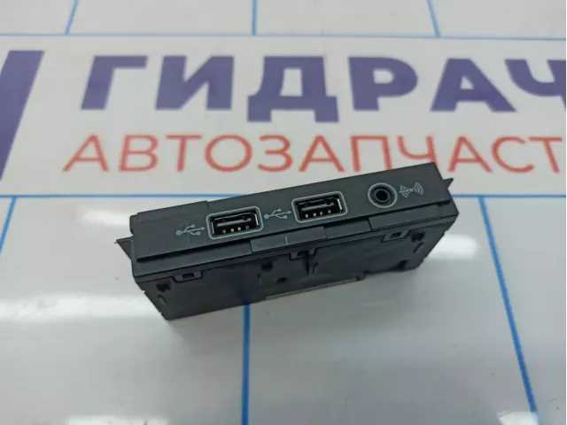 Разъем USB Volkswagen Tiguan (Mk2) 5QF035726.