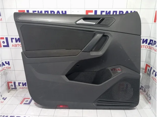 Обшивка двери передней левой Volkswagen Tiguan 5NB867011RPBC