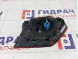 Фонарь задний внутренний правый Volkswagen Tiguan 5NA945308D