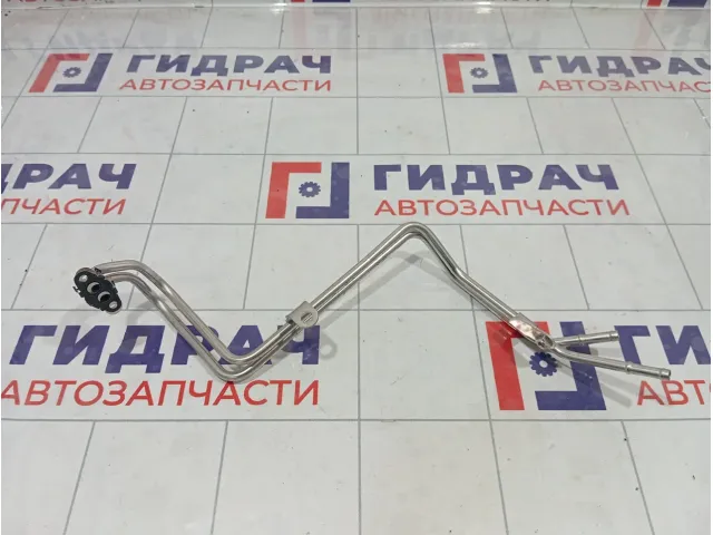 Трубка системы охлаждения Volkswagen Tiguan 04L122157BR