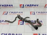 Патрубок охлаждения Volkswagen Tiguan 5Q0122291E