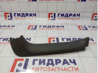 Обшивка двери багажника левая Volkswagen Touareg (GP) 7L6867671B