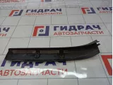 Накладка петли багажника правая Volkswagen Touareg (GP) 7L6971341AA