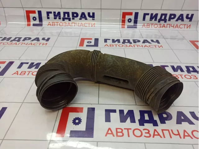 Патрубок воздушного фильтра Volkswagen Touareg (GP) 7L0129684A