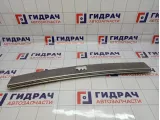 Обшивка багажника на заднюю панель Volkswagen Touareg (GP) 7L6863459