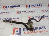 Петля двери багажника правая Volkswagen Touareg (GP) 7L6827302C