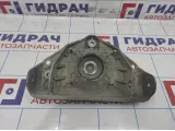 Кронштейн амортизатора переднего Volkswagen Touareg (GP) 7L0412391D