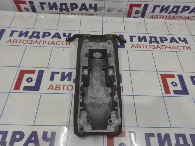 Кронштейн кулисы КПП Volkswagen Touareg (GP) 7L6713095B