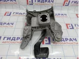 Педаль тормоза Volkswagen Touareg (GP) 7L0723142B