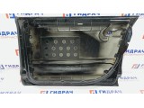 Дверь передняя правая Volkswagen Touareg 7L0831056L. Сколы.