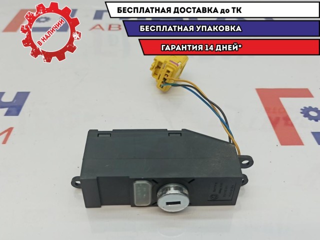 Выключатель AIRBAG Volkswagen Touareg 7L6919211.