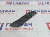 Кронштейн переднего бампера левый Volkswagen Touran (1T1) 1T0807936