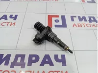 Форсунка дизельная электрическая Volkswagen Touran (1T1) 038130073AG