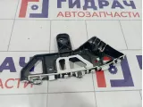 Кронштейн переднего бампера правый Volkswagen Touran (1T3) 1T0807184C