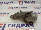 Кронштейн масляного фильтра Volkswagen Touran (1T3) 03F903141F