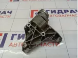 Кронштейн кондиционера Volkswagen Touran (1T3) 03F260885