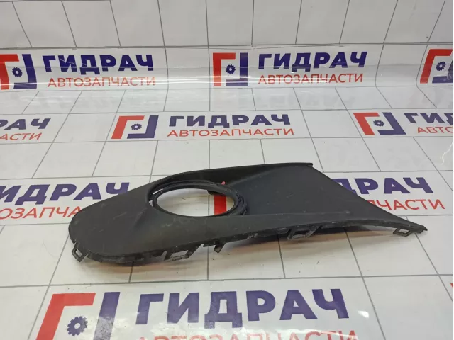 Решетка в бампер правая Volkswagen Touran (1T3) 1T0853666R9B9