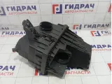 Корпус воздушного фильтра Volkswagen Transporter 7H0129607J