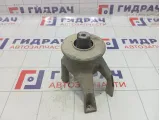 Опора двигателя задняя Volkswagen Transporter 7H0199849AT