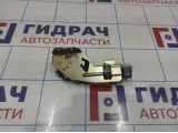 Замок багажника Volkswagen Touareg (GP) 7L0827506C