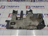 Накладка под торпедо левая Volkswagen Touareg (GP) 7L6815173D