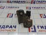 Кронштейн двигателя правый Volkswagen Touareg (GP) 7L6199308A