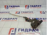 Замок двери задней правой Volkswagen Touareg (GP) 7L0839016D