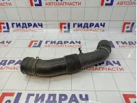 Патрубок воздушного фильтра Volkswagen Touareg (GP) 7L6129684A