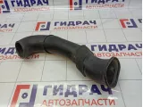 Патрубок воздушного фильтра Volkswagen Touareg (GP) 7L6128609A