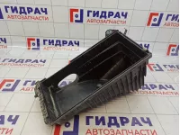 Корпус воздушного фильтра правый Volkswagen Touareg (GP) 7L6129607