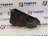 Корпус воздушного фильтра правый Volkswagen Touareg (GP) 7L6129607