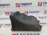 Корпус воздушного фильтра правый Volkswagen Touareg (GP) 7L6129607