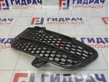 Решетка в бампер левая Volkswagen Touareg (GP) 7L6853665B