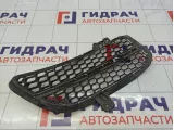 Решетка в бампер левая Volkswagen Touareg (GP) 7L6853665B