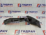 Направляющая переднего бампера правая Volkswagen Touareg (GP) 7L6807184D