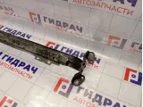 Кронштейн радиатора Volvo C30 30723204