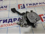 Рычаг стояночного тормоза (педаль) Volvo XC90 30714010.